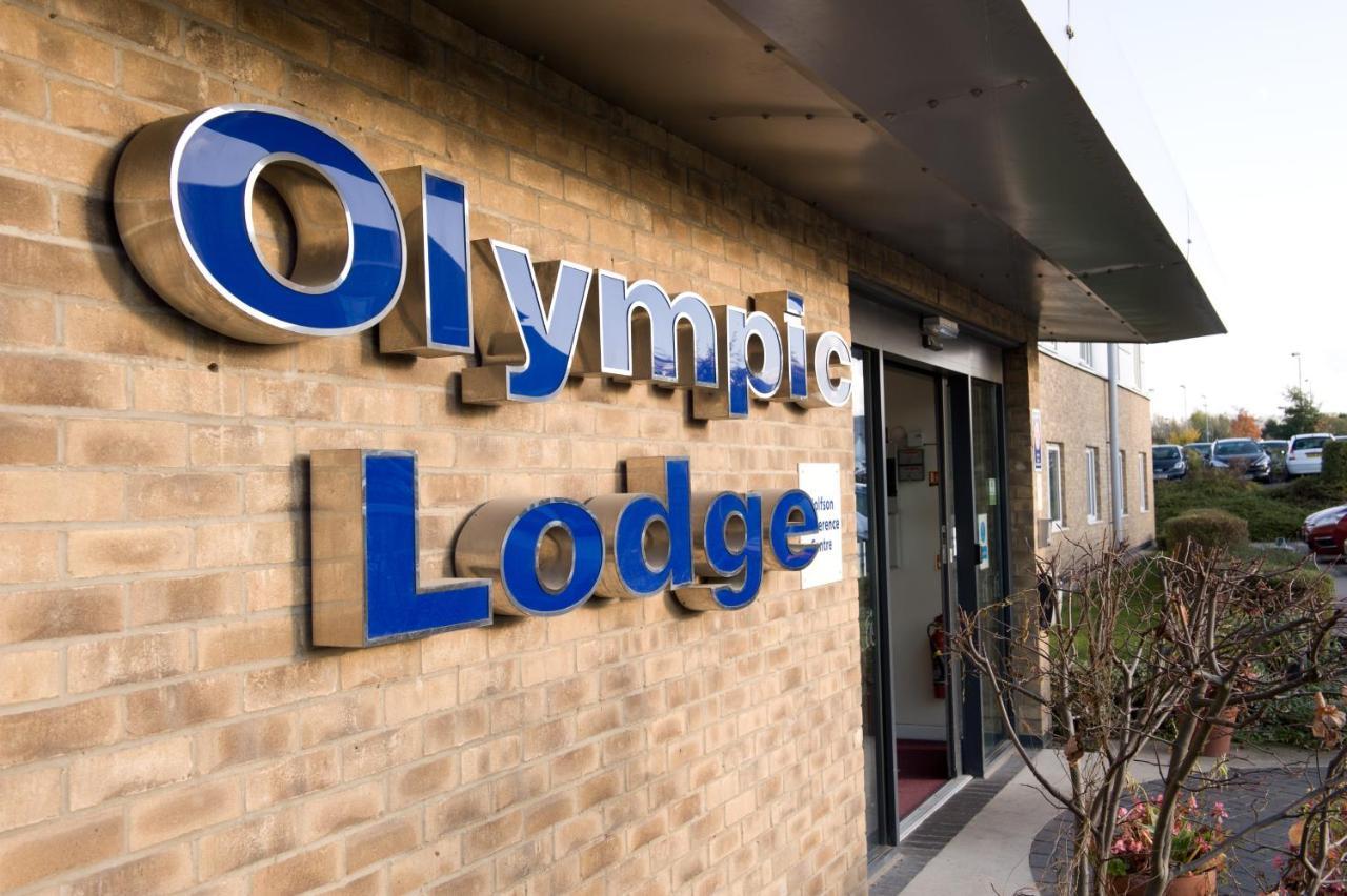 The Olympic Lodge آيْلسبري المظهر الخارجي الصورة